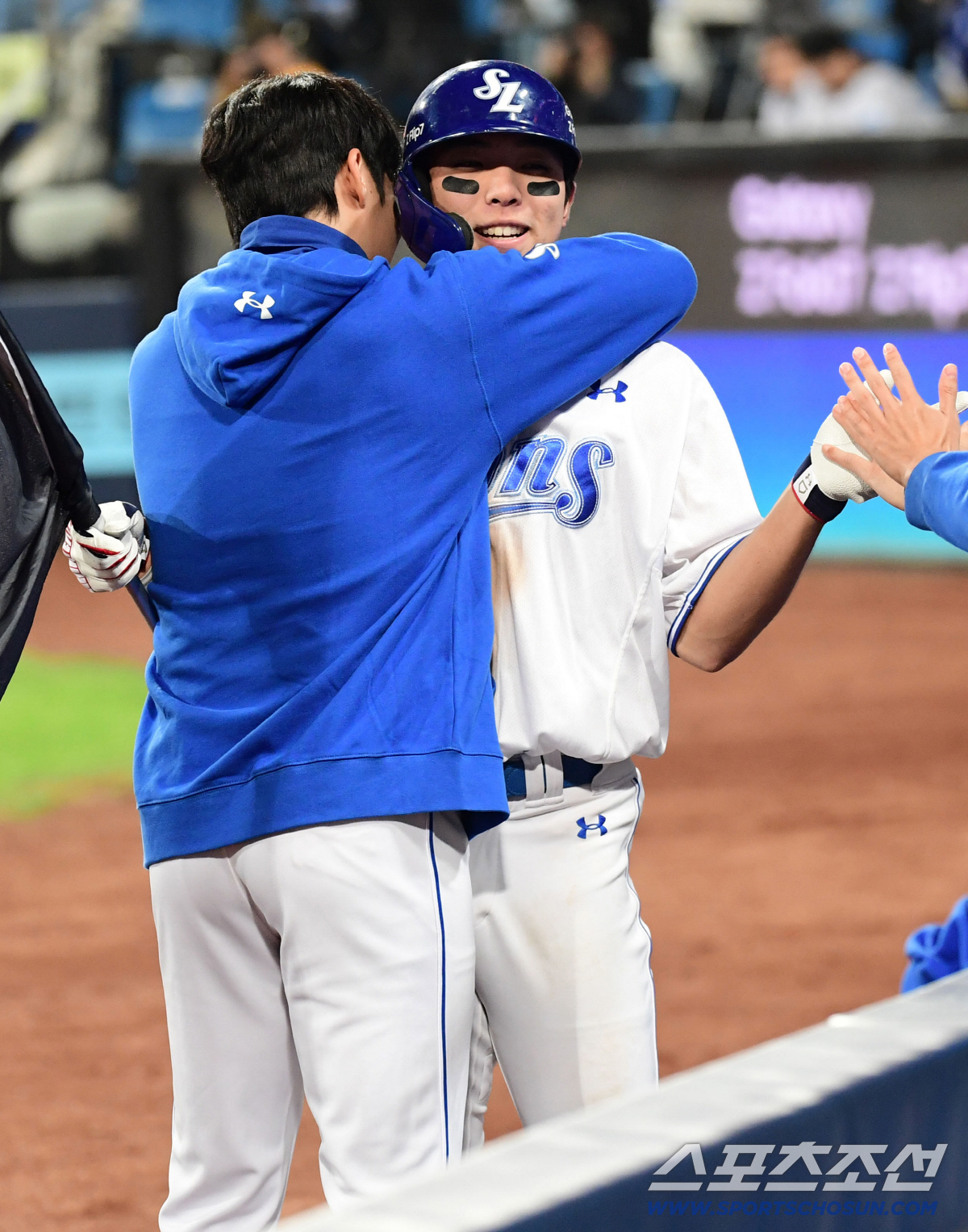 '네가 날 살렸다!' 문현빈 홈런에 좌절했던 원태인, 연타석 스리런포 김…