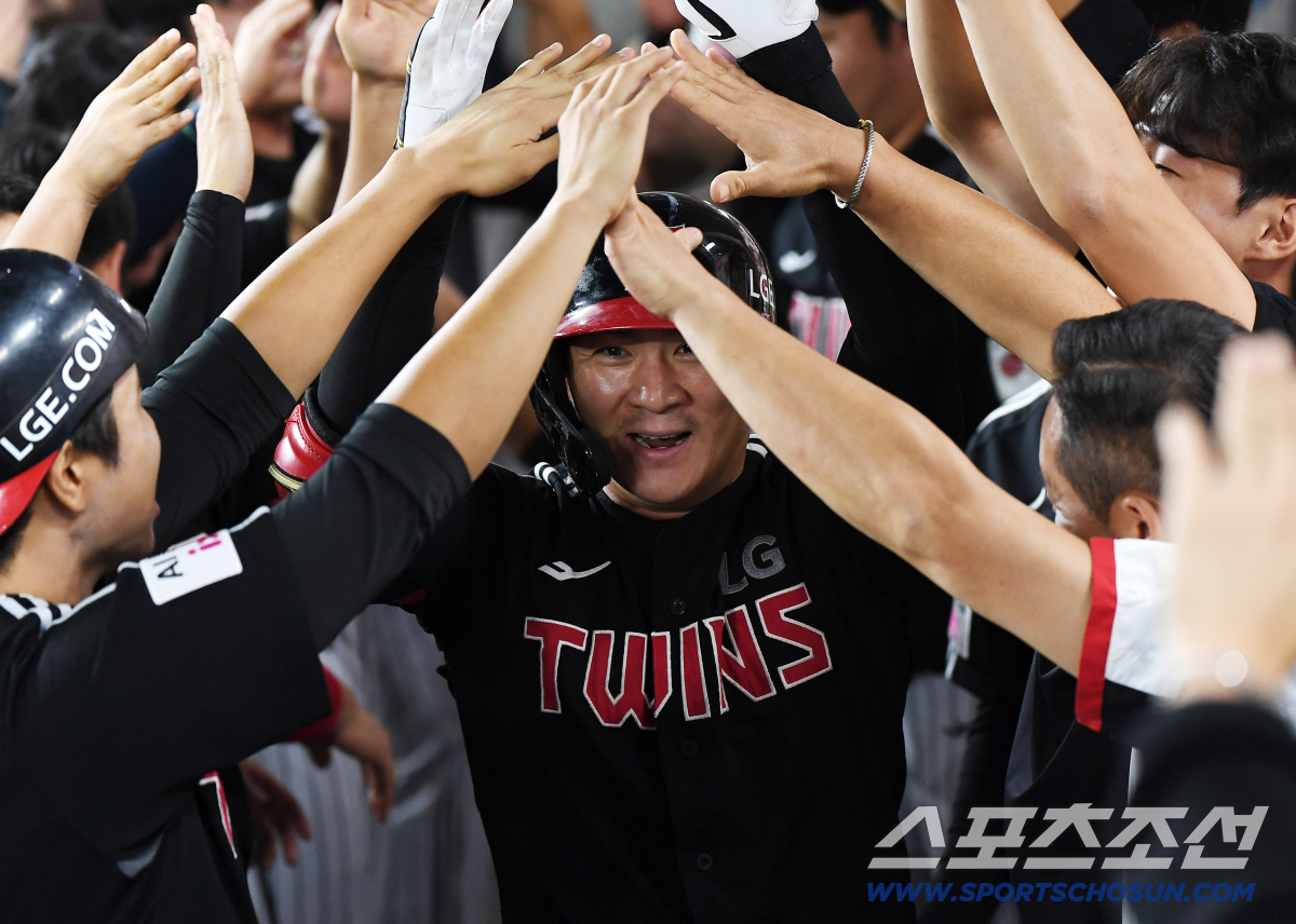 "롤렉스 시계 또 욕심난다." 오지환의 당당한 한국시리즈 우승과 MVP …