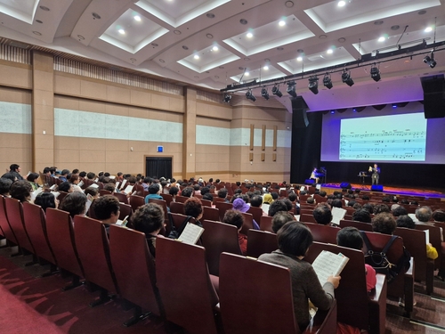 울주 온양문화복지센터 '신나는 가요무대' 매학기 매진 행렬