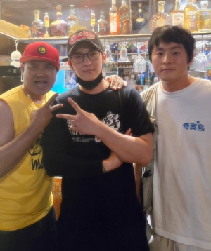 기안84·덱스·이시언·빠니, 네팔 검비르와 재회..'태계일주' 의리 훈훈