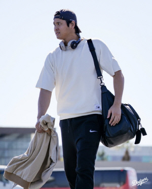 토론토 도착한 김혜성, 