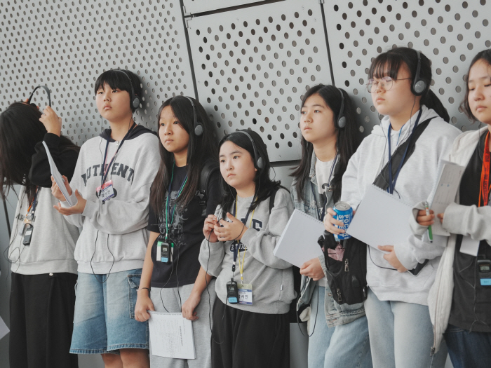 '보고 job go, 듣고 it go' 문화와 함께 자란 삼척시의 미래→"한 달 캠프로 열어주세요" 즐거움 가득했던 진로멘토링 캠프 현장