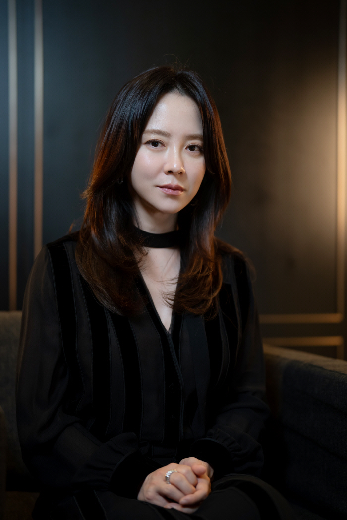 [인터뷰①] '구원자' 송지효 "15년간 고정출연한 '런닝맨'? 내 연골 닳을 때까지 하고파"