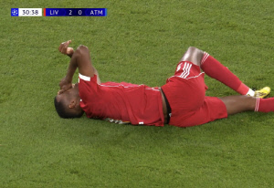 태업하더니 결국 업보 청산! '2300억 사나이' 부상 아웃 '무용지물'…