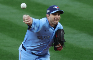 슈어저-크로셰 길러냈다지만, SF가 대학팀인가? 빅리그 최초 '대학→ML 감독' 직행...이정후에 미칠 영향