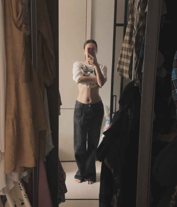 '13kg 감량' 배윤정, 갈비뼈 드러난 배 과감히 노출 "아줌마스럽지 …