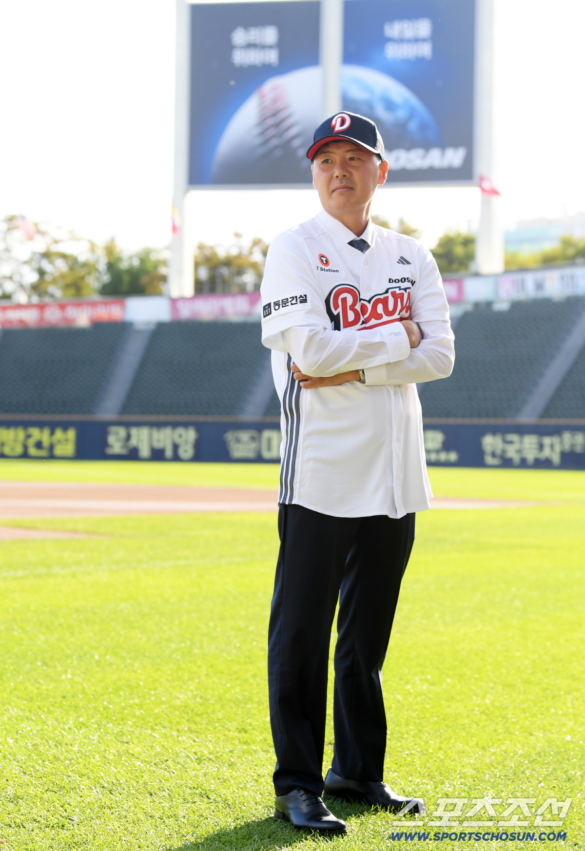 김원형 두산 감독, 공식 취임 → "작전 스몰볼 보다 선수들에게 맡기겠다…