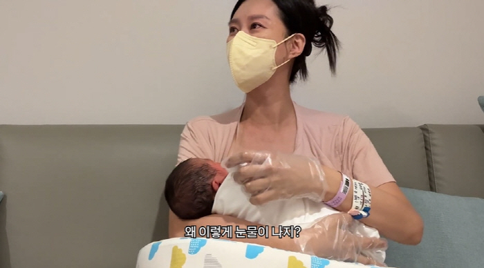 '송재희♥' 지소연, '생후 3일차' 쌍꺼풀 짙은 쌍둥이에 감격 "잘생겼…