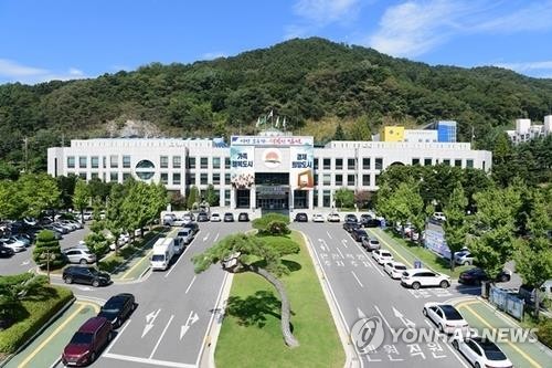 김천시 수돗물 깔따구 유충 발생 의심…김천김밥축제 '비상'