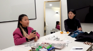 '이혼' 홍진경, 유학 보낸 딸 징계 위기 