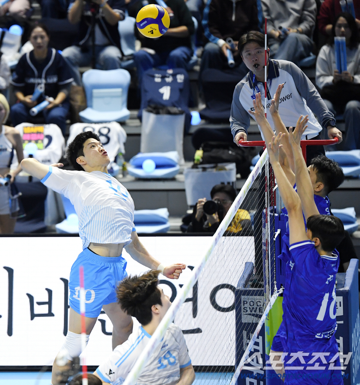 이 자신감 도대체 뭐야...캡틴 되고 부활한 정지석 "2년 부진 평가, …