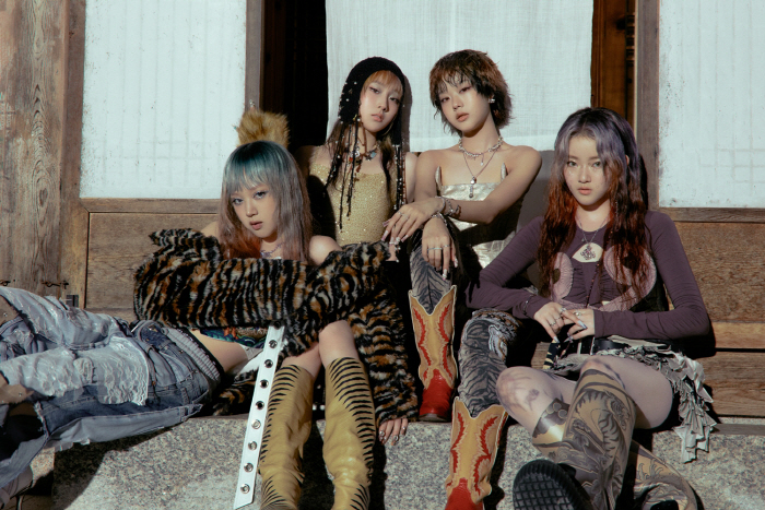 비비업, 선공개곡 성적부터 '파티' 분위기…'하우스 파티', 글로벌 차트서 두각