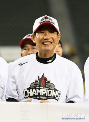 한화 상대로 두번째 KS 우승 도전하는 염갈량 