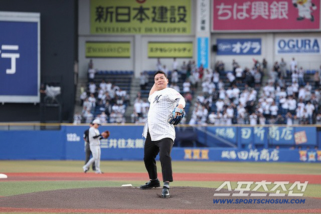 "소중한 기회 꼭 잡아달라" 19년 전 한국시리즈 떠올린 한화 영구결번 …
