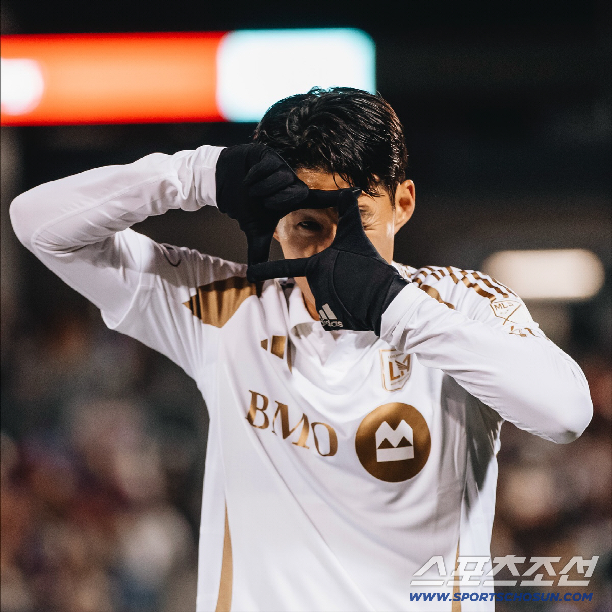 [오피셜]'EPL 득점왕 출신 신인이라니' 10경기 9골-3도움 손흥민,…