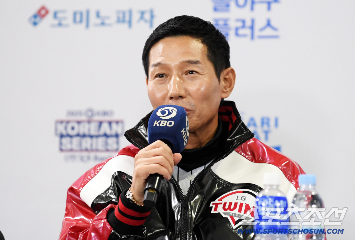 염갈량이 꽁꽁 숨겼던 1차전 선발은 '우승 청부사' 톨허스트. 이유는 누…