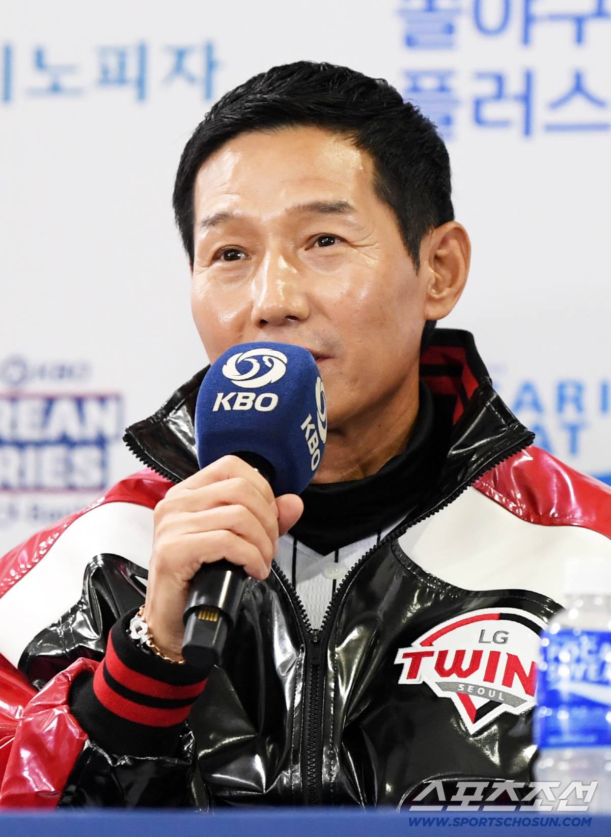 [포토] 염경엽 감독 '우승만 보고 뛴다'