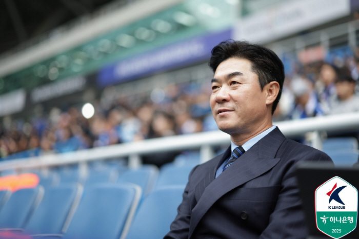 축구는 역시 감독 놀음! '천재 감독' 윤정환, 몸소 보여준 K리그1 감…