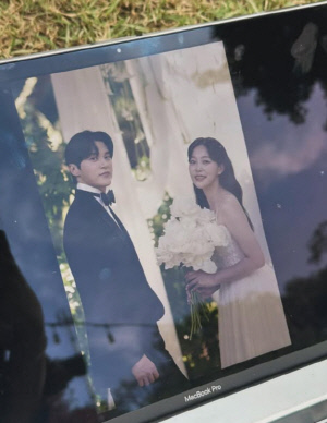 드라마가 현실로…윤선우♥김가은, 9년 열애 끝 오늘(26일) 결혼