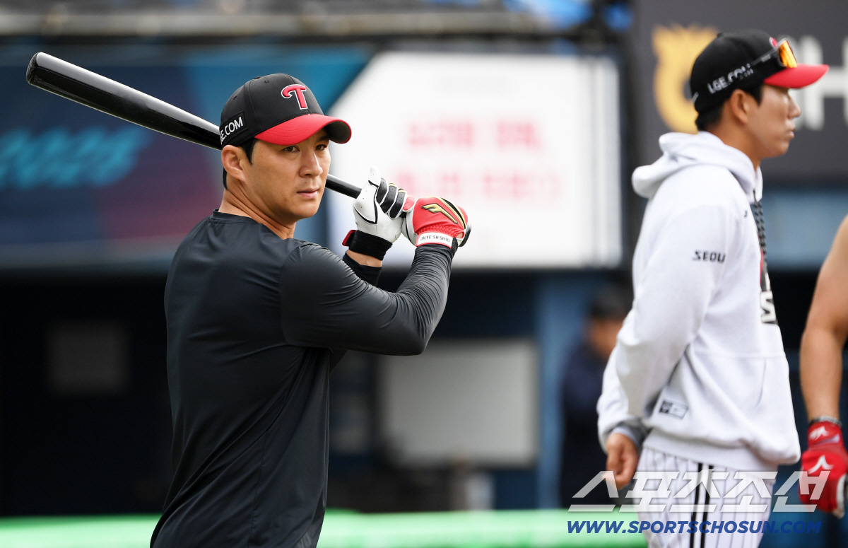 [포토] 오지환 '매서운 눈빛'