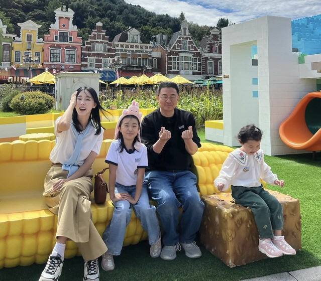 이지혜, ♥남편+딸과 6년만 기쁜 소식 전했다..."덕분에 여기까지 와"