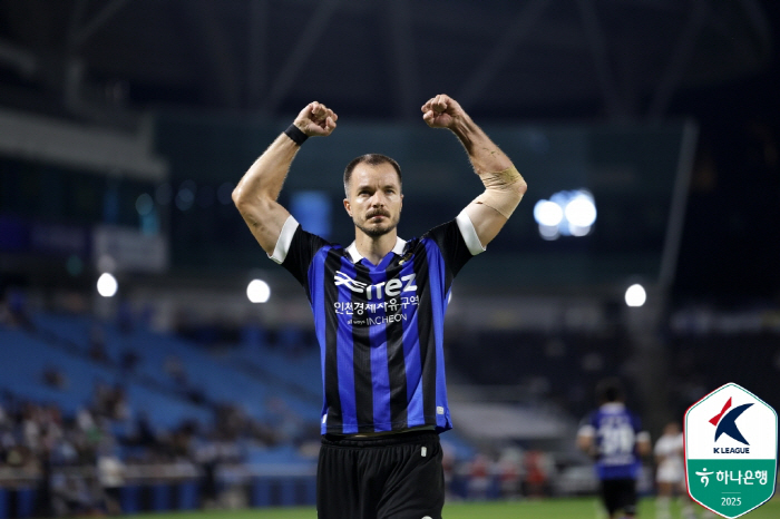 무고사, 제르소 그리고 박승호! 시상식도 싹쓸이 유력...K리그2를 뒤흔…