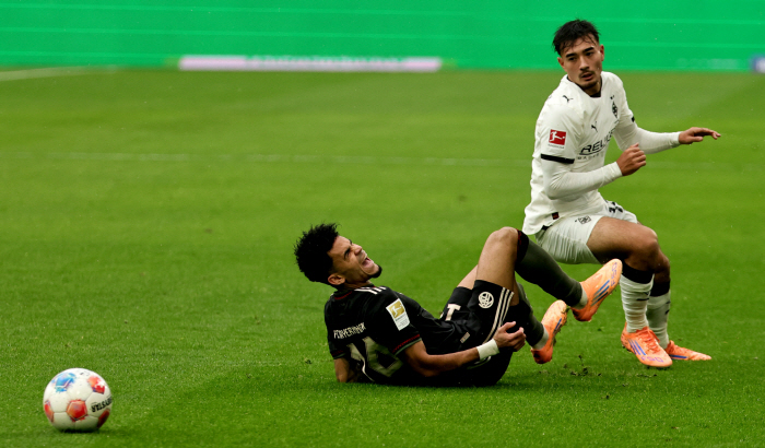 "멍청한 장면" '한국 국가대표' 옌스의 자책…거친 태클로 분데스서 이미 유명→개선 시급
