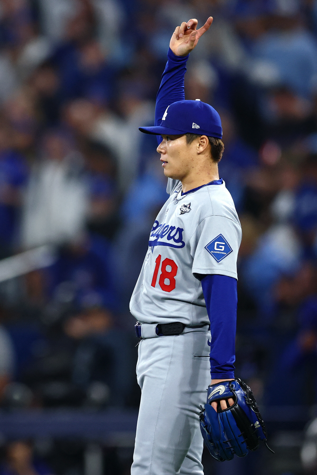 '37년만에 처음' 야마모토 가을 2연속 완투 '위업' → 다저스 레전드…