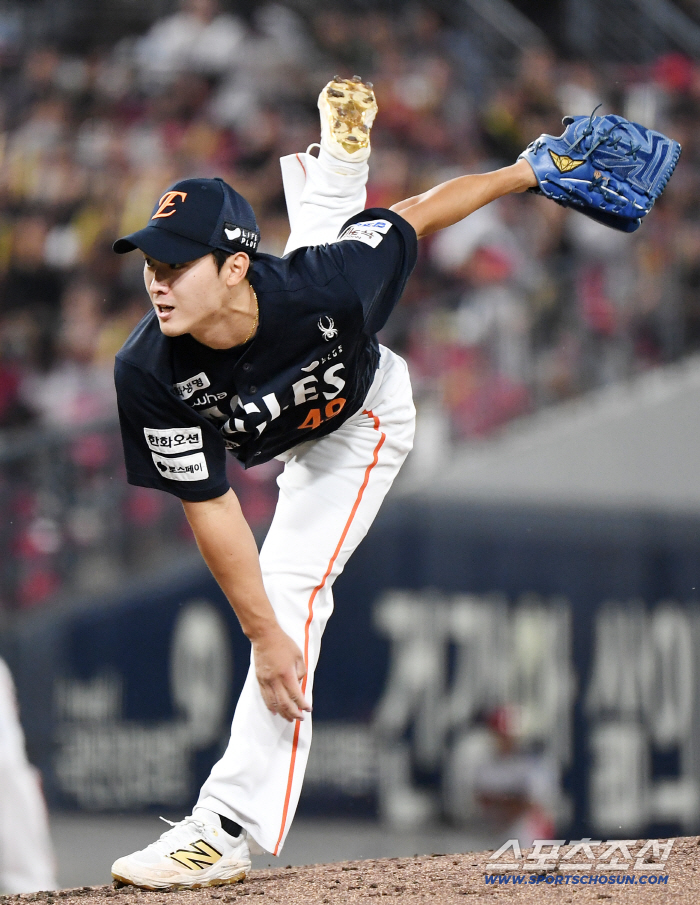 78억 엄상백을 제친 '3800만원 사나이' → 日서 급거 귀국! 필살기 연마해왔다