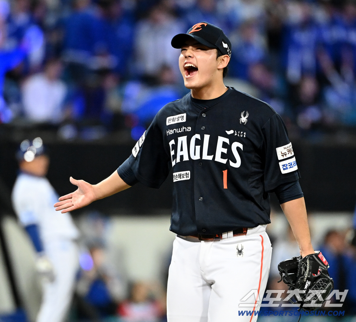 '초강력 불펜' PO MVP, 이제는 선발로 "일단 5회까지는 간다"…'…