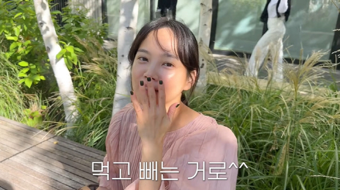 '김무열♥' 윤승아, 7일간 긴 추석이 내린 저주 "3kg 쪘다...턱살…