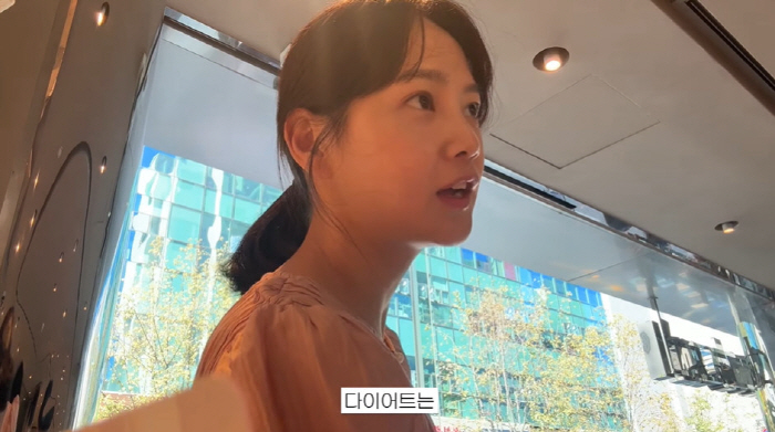 '김무열♥' 윤승아, 7일간 긴 추석이 내린 저주 "3kg 쪘다...턱살…