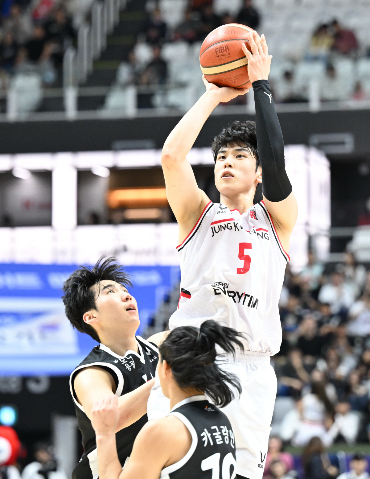 [현장리뷰]'변준형→오브라이언트 42점 합작' 안양 정관장, '데릭 윌리…