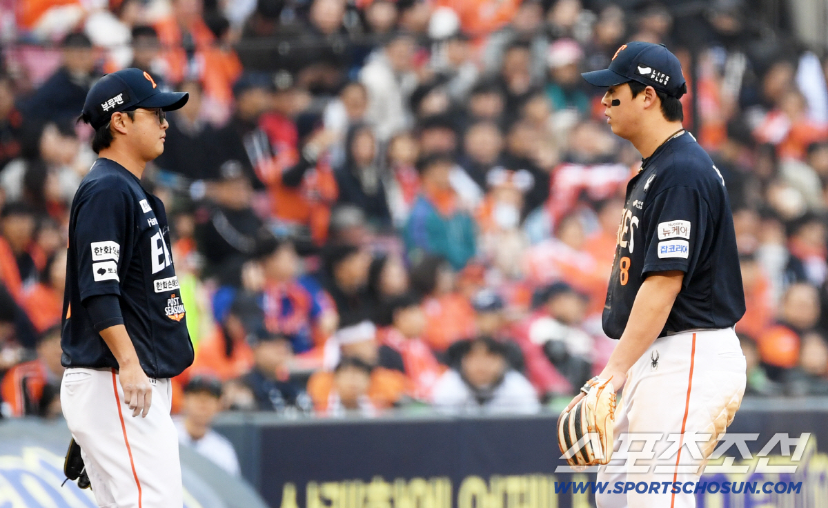 [포토] 3루수 노시환은 왜 홈을 체크하지 않았을까
