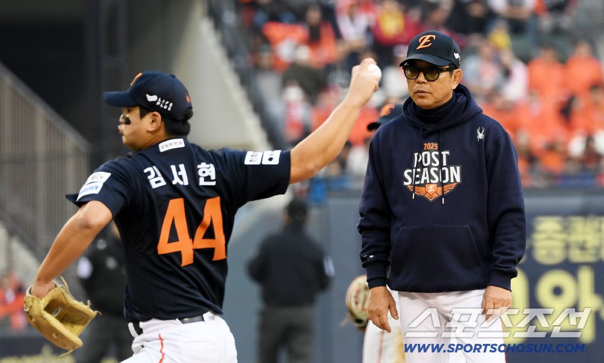 [포토] 김서현-양상문 코치 '믿음'