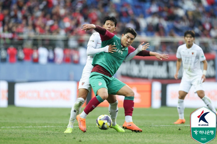 ACLE 보인다! '이명재-주민규 연속골' 대전, 포항에 2-0 완승..…