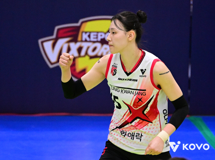 "리시브 불안? 우린 다른 길을 택했다" 고희진의 과감한 선택, 23세 이선우에게 팀의 운명을 건다 [수원패장]