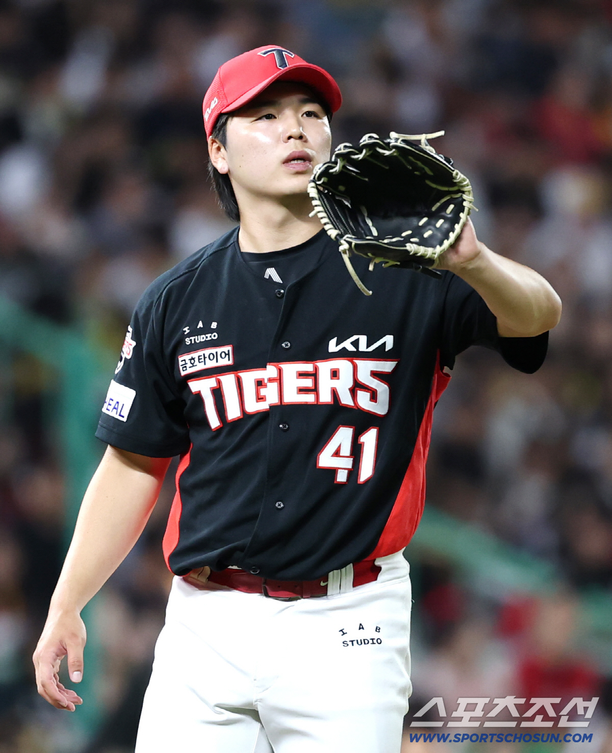 '인간 승리' 황당 교통사고 이겨낸 불굴의 의지, 그의 가을은 아직 안 …