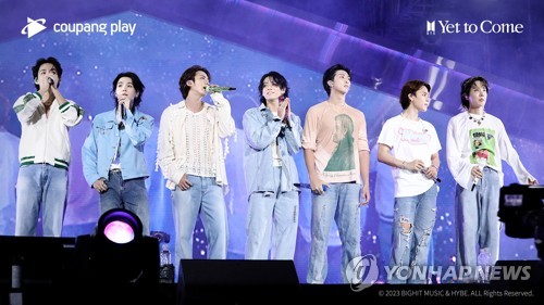 BTS, 완전체 월드투어 준비…"내년 최대규모 65차례 공연"