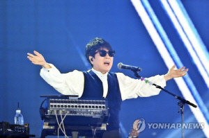 조용필, 연말 연시 전국투어…1월 서울 KSPO돔서 피날레