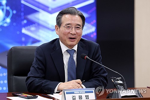 김용범, AI컴퓨팅센터 광주무산 민심청취…대통령 메시지 없어