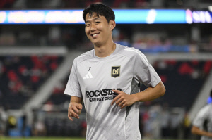 그렇게 띄워주더니…