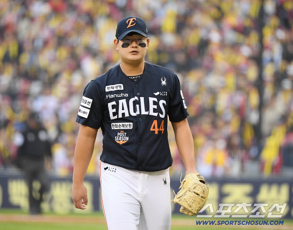 흔들린 21세 마무리→"더 기용하겠다" 믿음, 'K'로 예열했다…"좋은 …