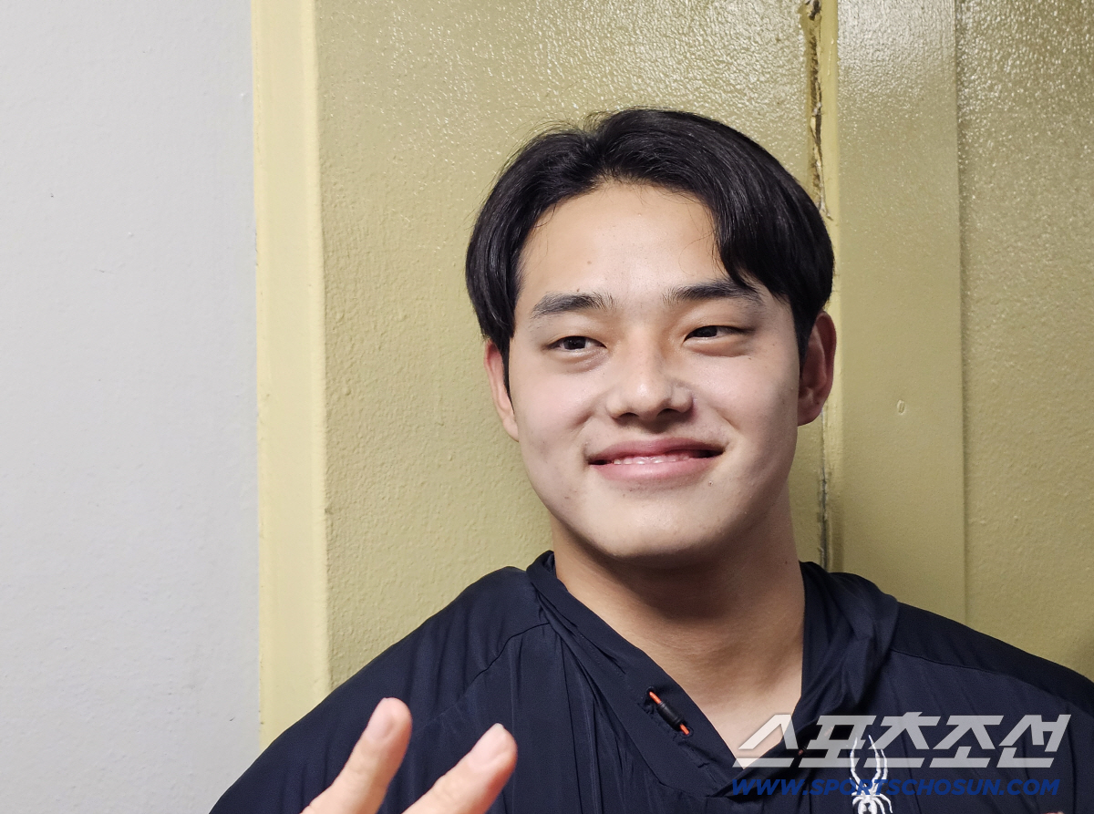 "폰세X와이스에게 절할 준비 됐다, 5차전 두고보자" 문동주의 통렬한 반…