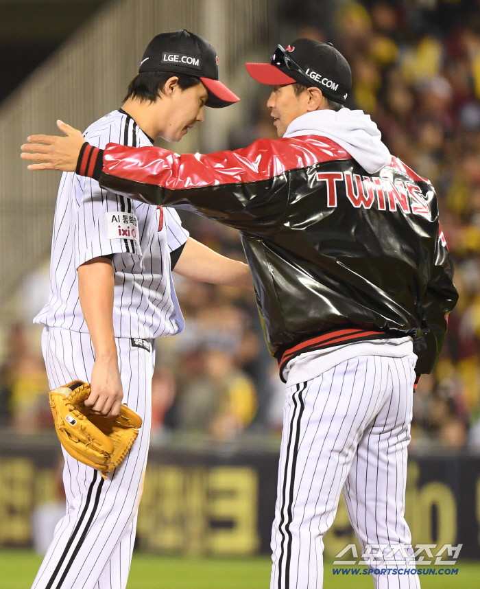 세번은 못참아! '2년전 악몽 재현' 임찬규, 또 4이닝 못 버텼다…홈런 2방에 4실점+다시 만루 위기…LG 벤치 칼뽑았다 [잠실리포트]