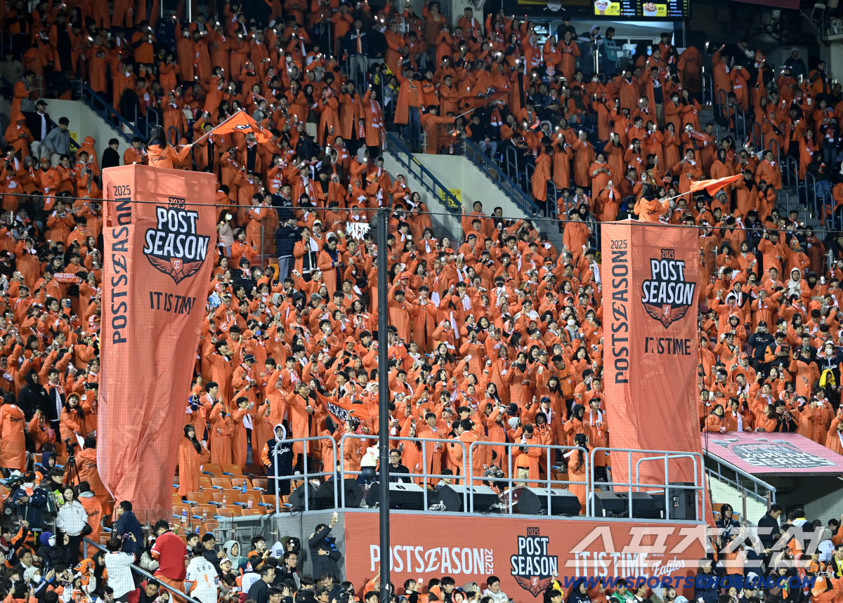 진짜 어떻게 구한 한국시리즈 티켓인데, 팬들이 경기 중에 집에 갔다