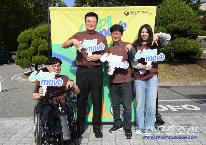 '찰칵!' 운동회 분위기 덕분인가? 누구보다 '나답게 MOVE'했던 서울리머들..."이런 첫 시작의 기회 많아져야"