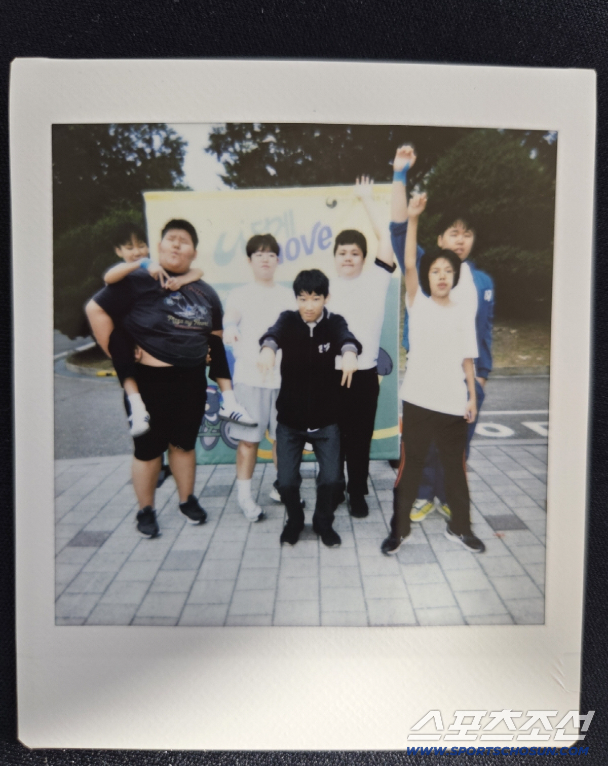 '찰칵!' 운동회 분위기 덕분인가? 누구보다 '나답게 MOVE'했던 서울…