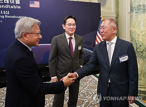 [경주APEC] 젠슨 황, 이재용·정의선과 30일 서울서 회동할 듯