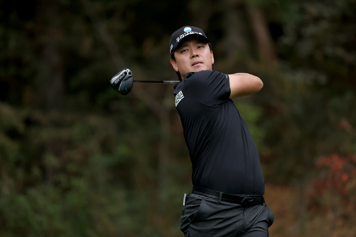 KLPGA 첫 우승 리슈잉, 세계랭킹 138위, '제네시스 챔피언십' 우…